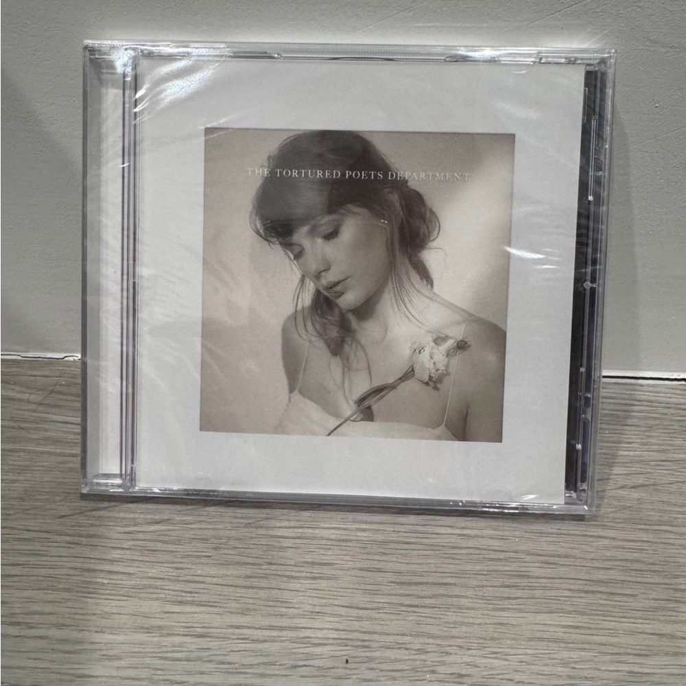The Tortured Poets Department CD + Bonus Track But Daddy I Love Him